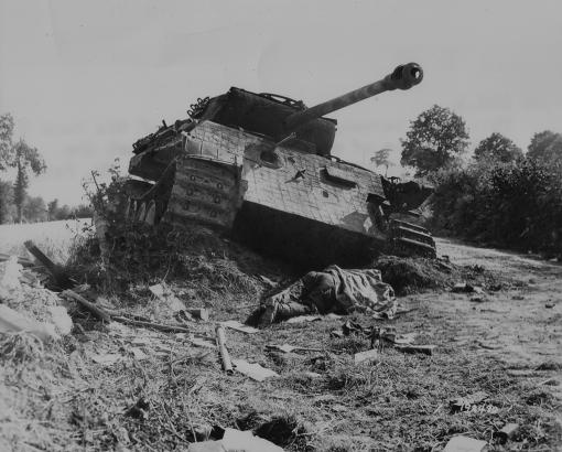Char Panther détruit par la 3e division blindée américaine